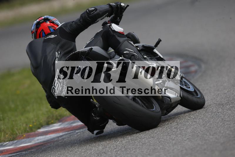 /Archiv-2023/53 31.07.2023 Dunlop Ride und Test Day ADR/Gruppe gelb/backside